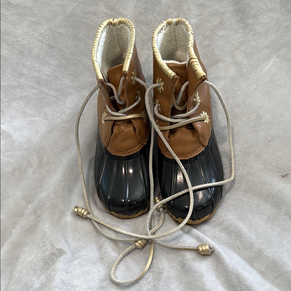 Jack Rogers Tan and Black Boots